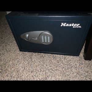 Master lock safe asking 119.! Firm